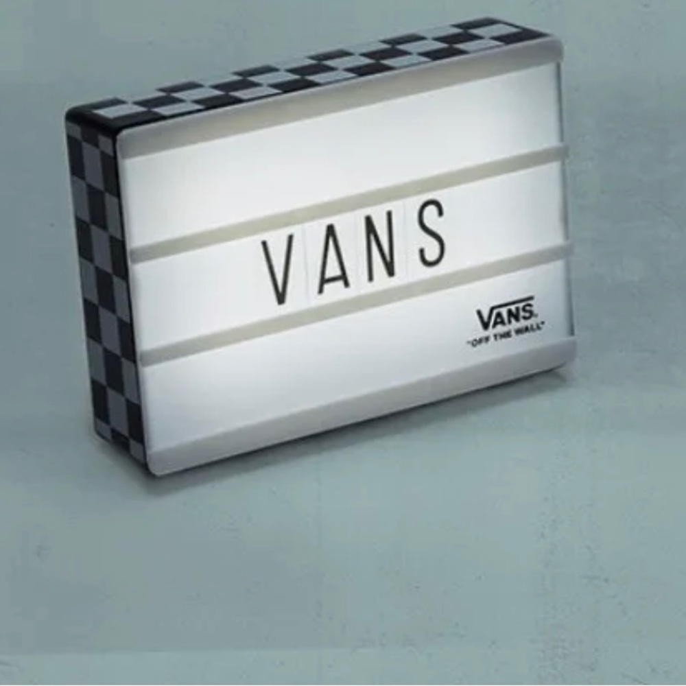 Vans Mini Light box